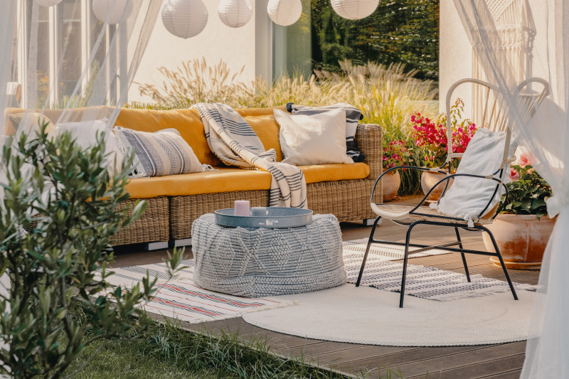 4 Tips for Choosing the Perfect Outdoor Furniture